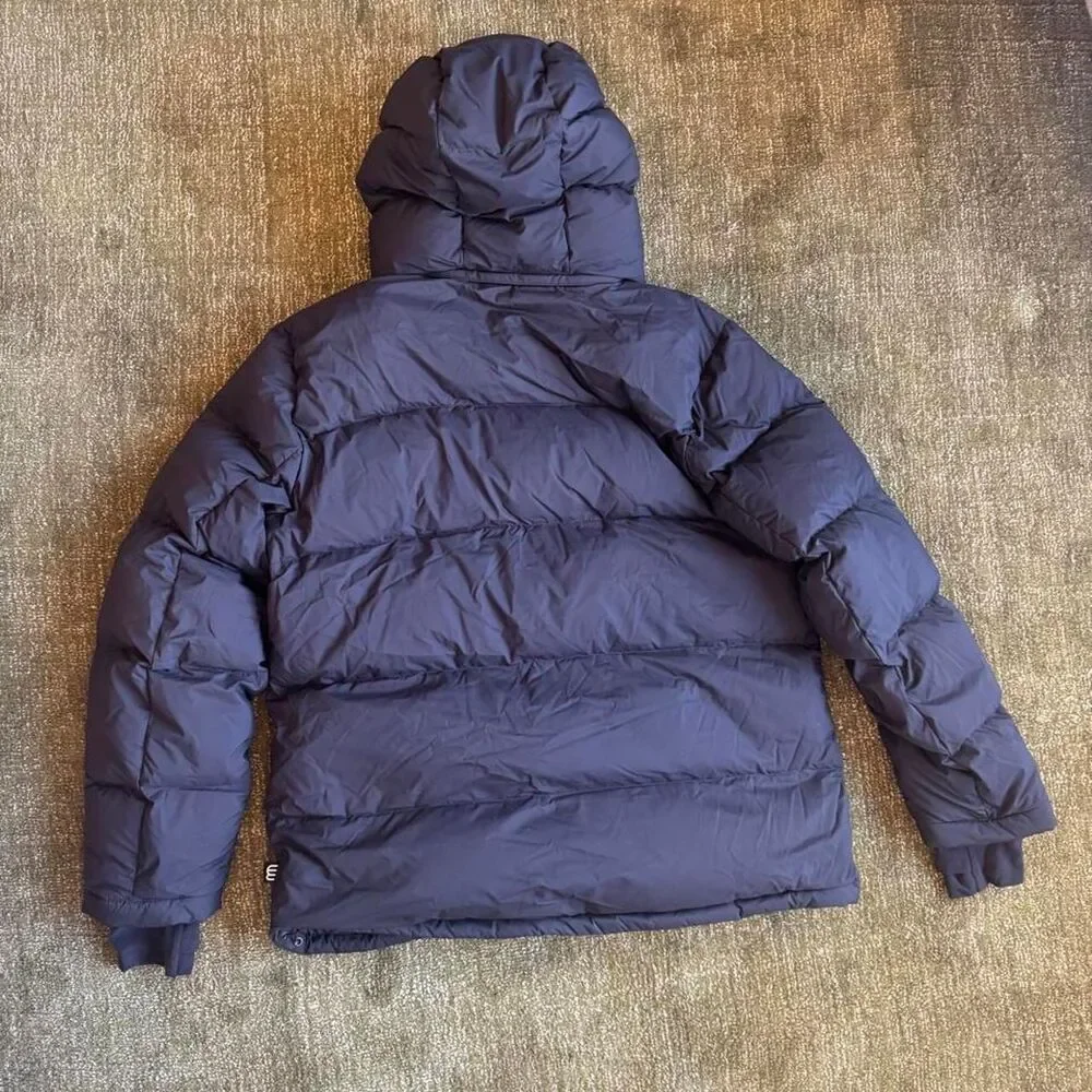 Aritzia Women's Navy and Black Coat